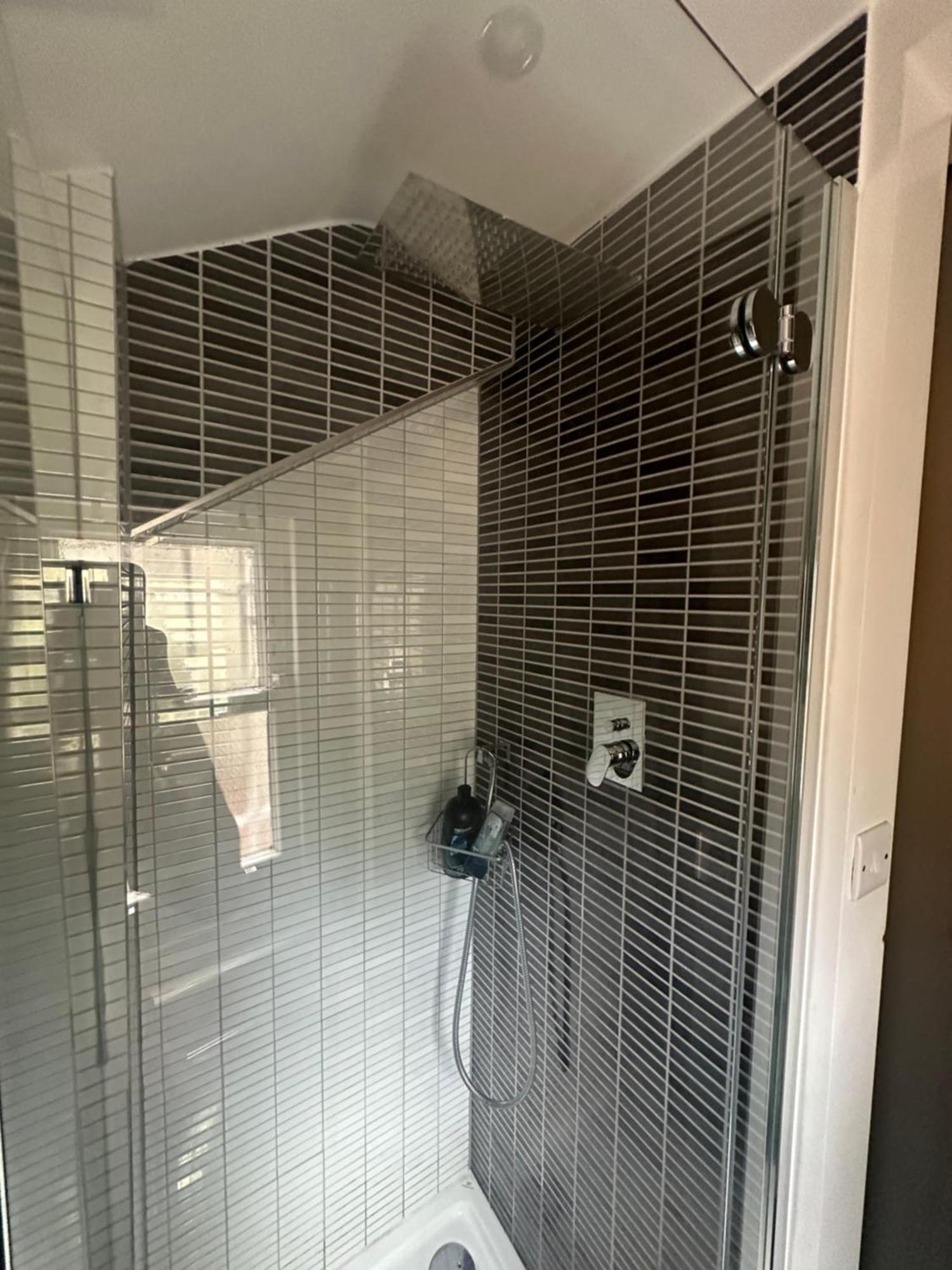 Large Studio Flat In Kensington London Ngoại thất bức ảnh